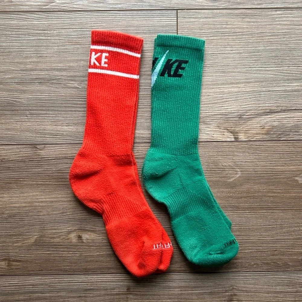 Nike Crew Socks | Red & Green (Size 8-12 Unisex)